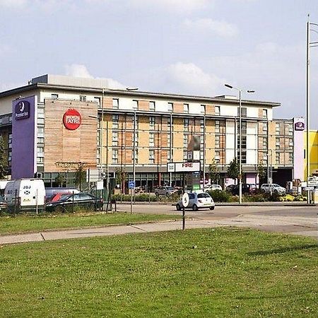 Premier Inn Watford - Croxley Green 外观 照片