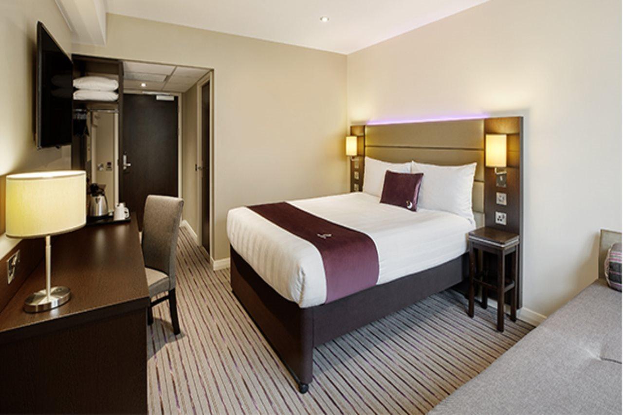 Premier Inn Watford - Croxley Green 外观 照片