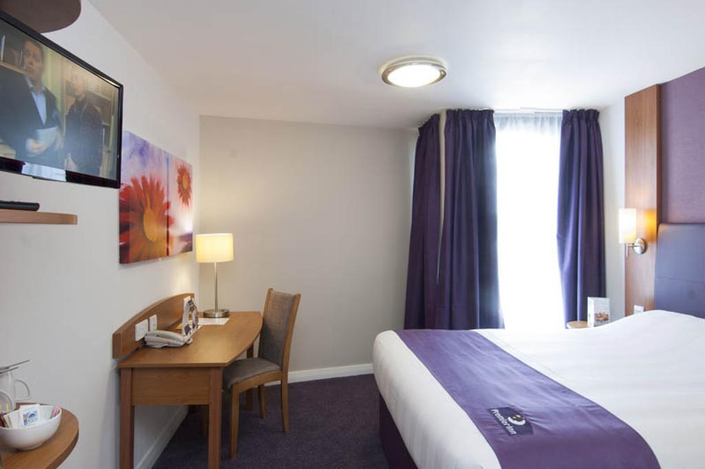 Premier Inn Watford - Croxley Green 客房 照片