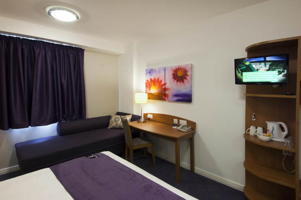 Premier Inn Watford - Croxley Green 外观 照片