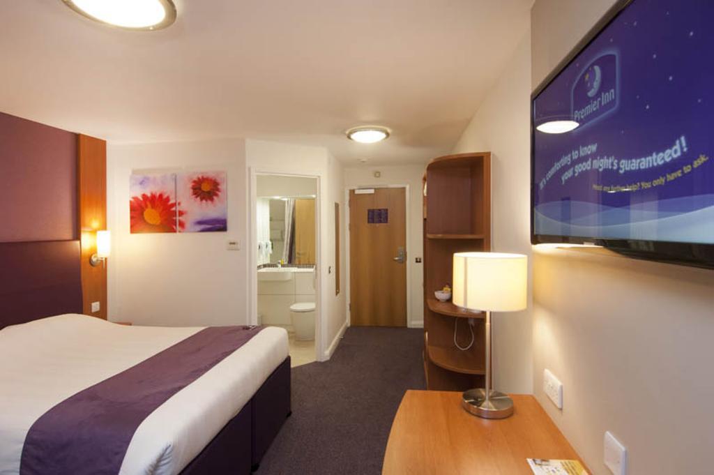 Premier Inn Watford - Croxley Green 外观 照片