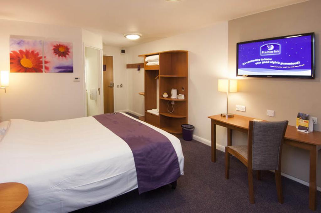 Premier Inn Watford - Croxley Green 外观 照片